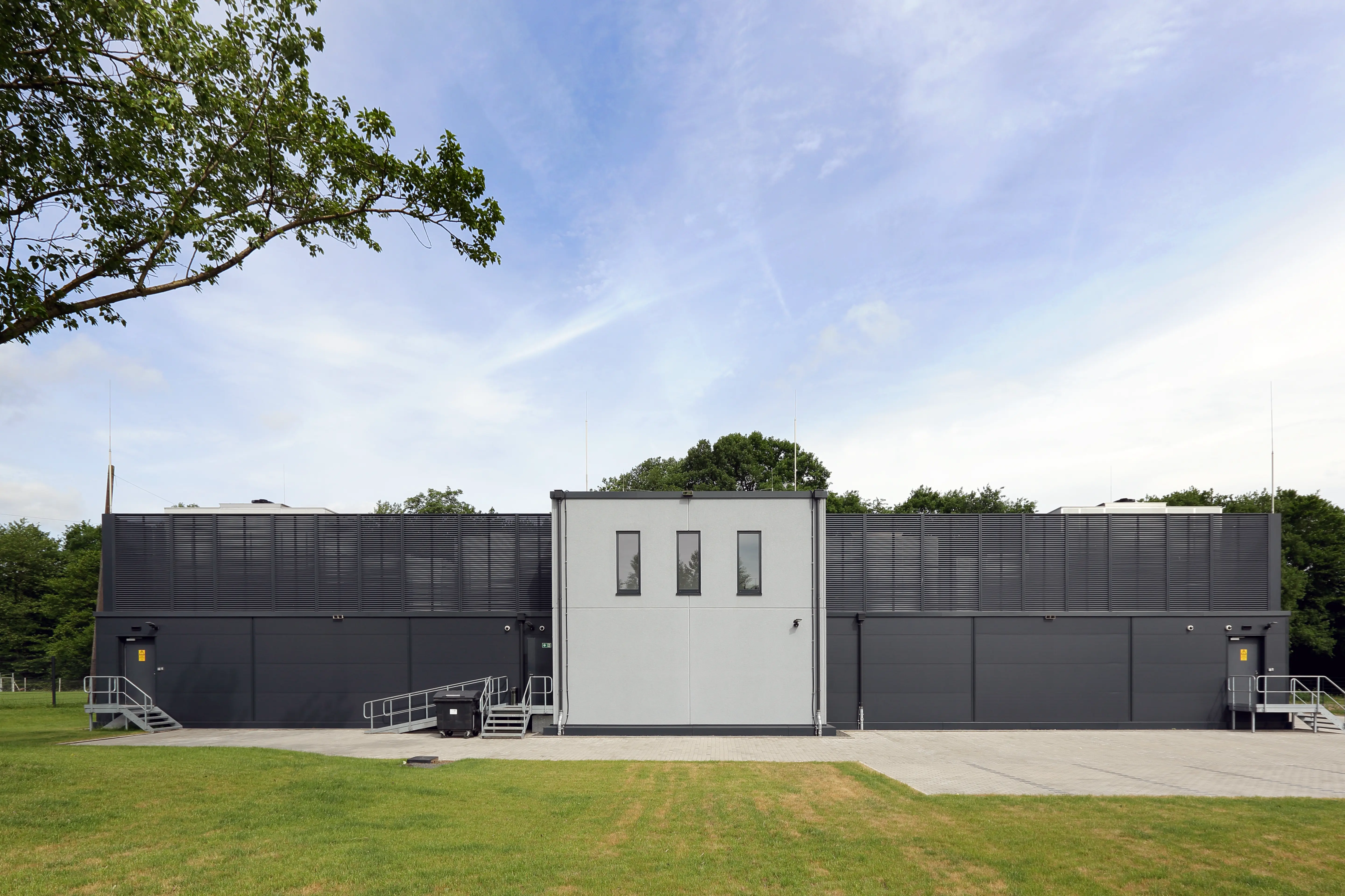 Das saarländische Premium-Rechenzentrum der Net-Build GmbH - Modernes Design