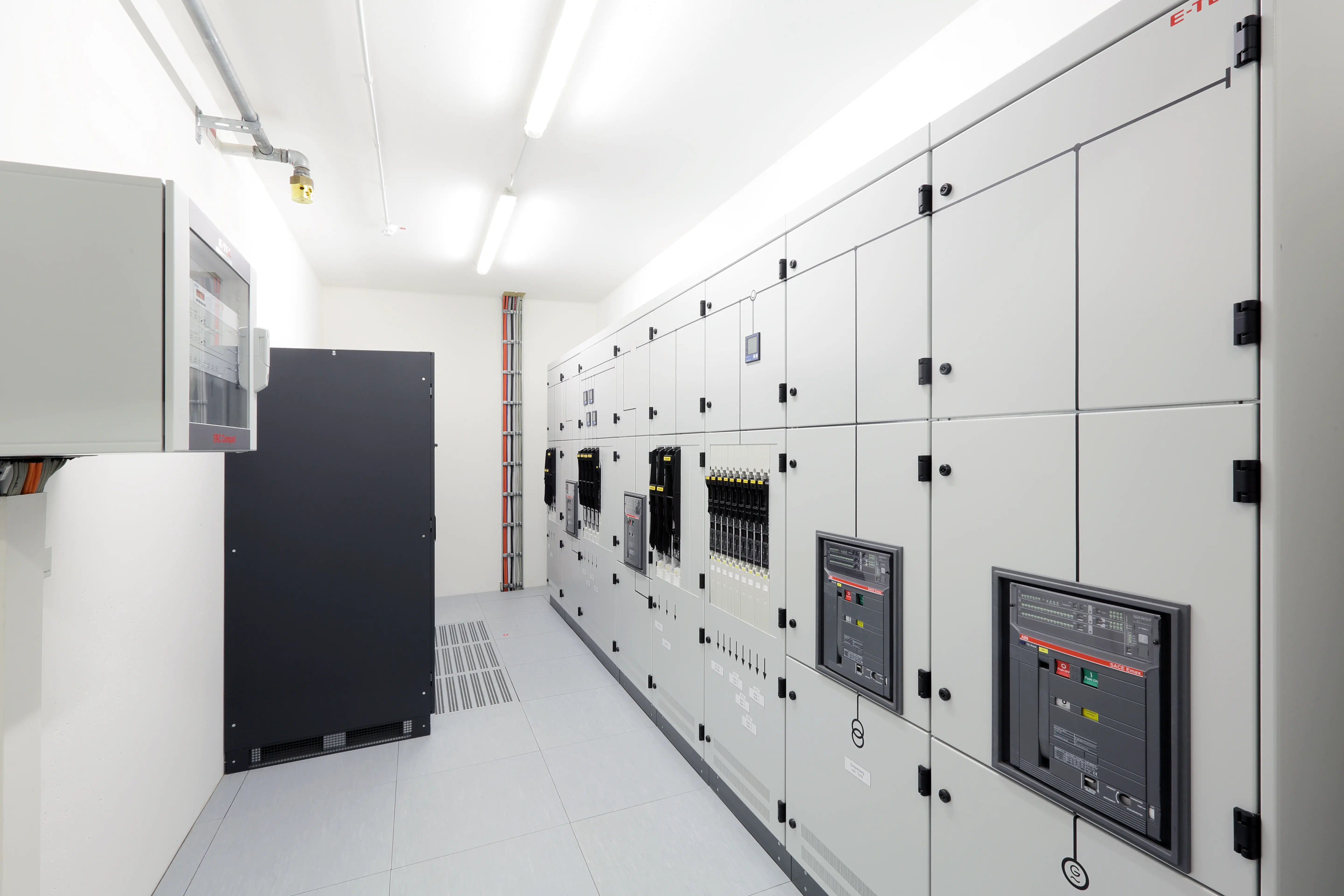 Das saarländische Premium-Rechenzentrum der Net-Build GmbH - Niederspannung